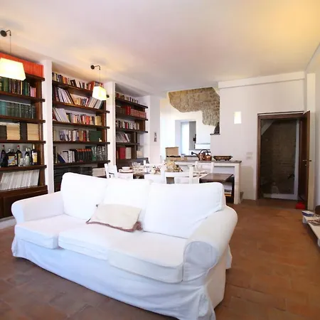 Gusto E Benessere Terrazza Nel Borgo Lejlighed *